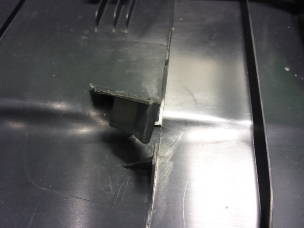 Обшивка багажника