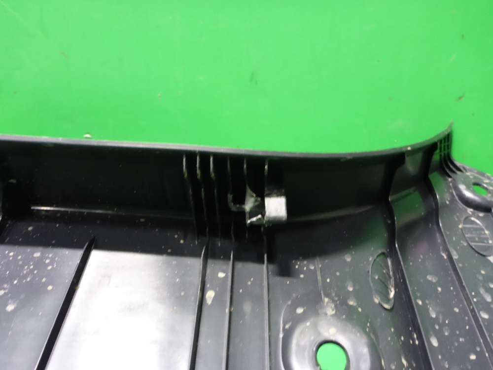 Обшивка багажника