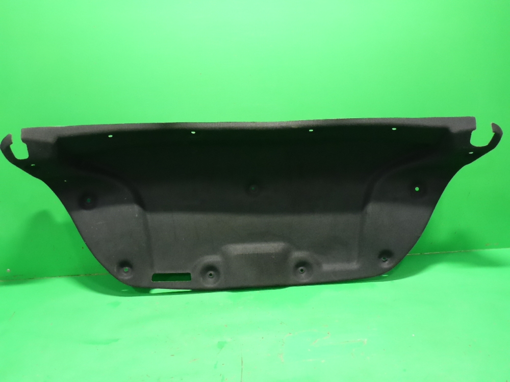 Обшивка крышки багажника