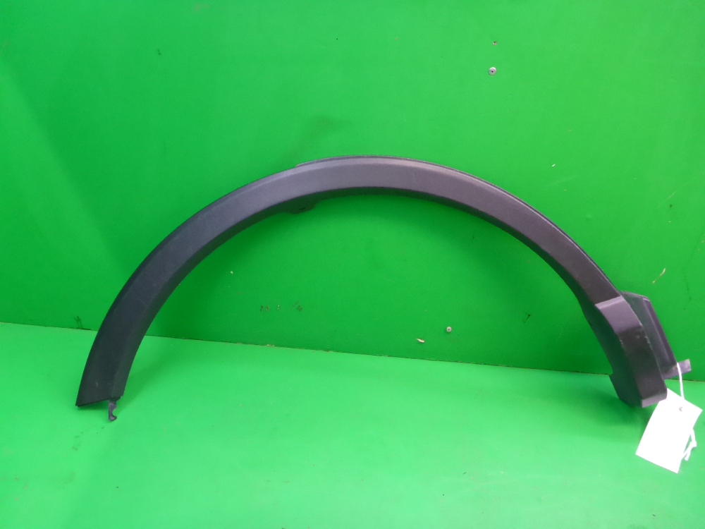 Накладка заднего крыла правого