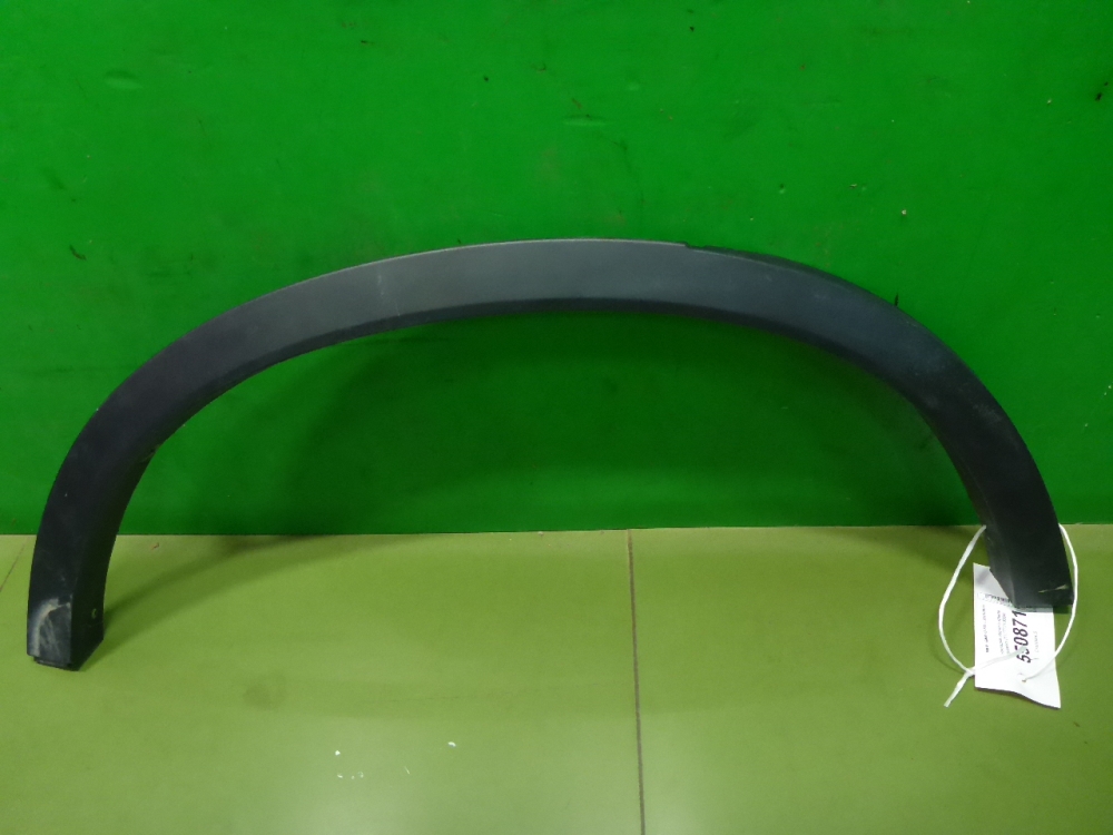 Накладка заднего крыла правого