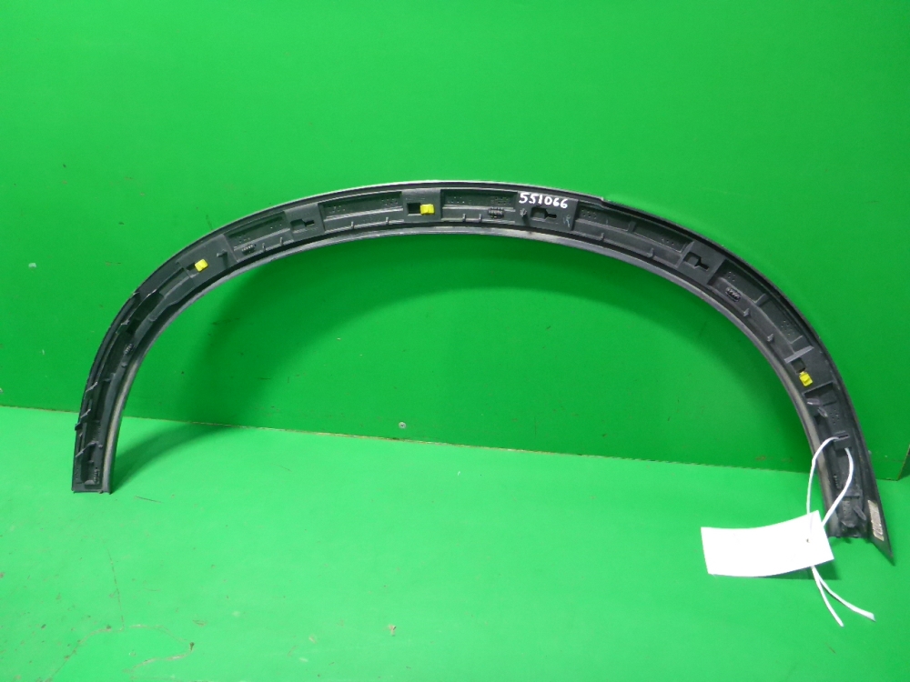 Накладка заднего крыла левого