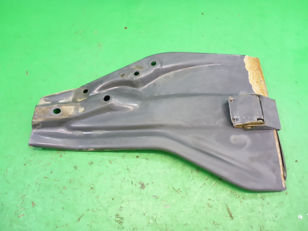 Кронштейн крепления крыла