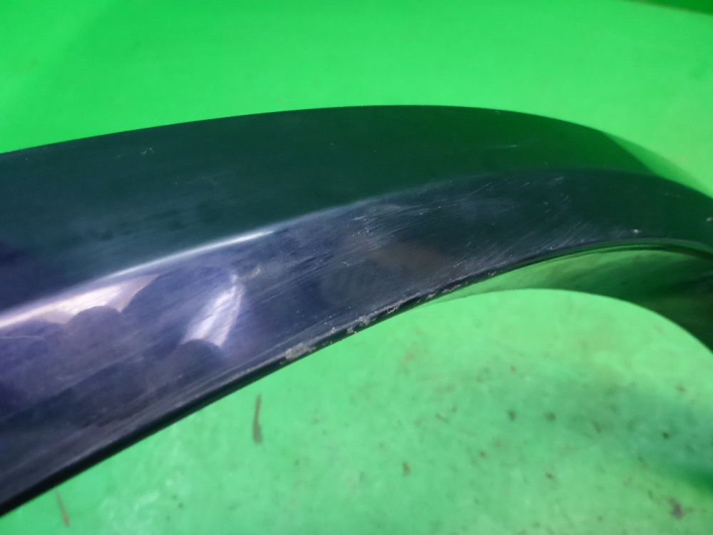 Накладка заднего крыла левого