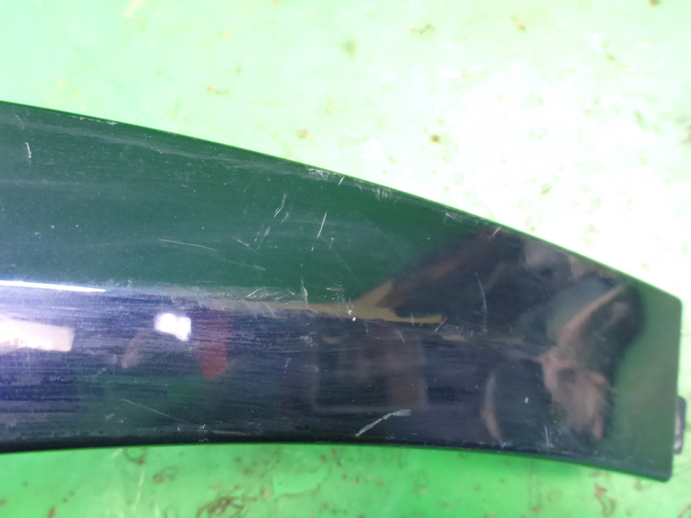 Накладка заднего крыла левого