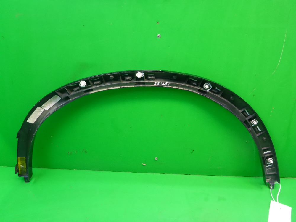 Накладка заднего крыла левого