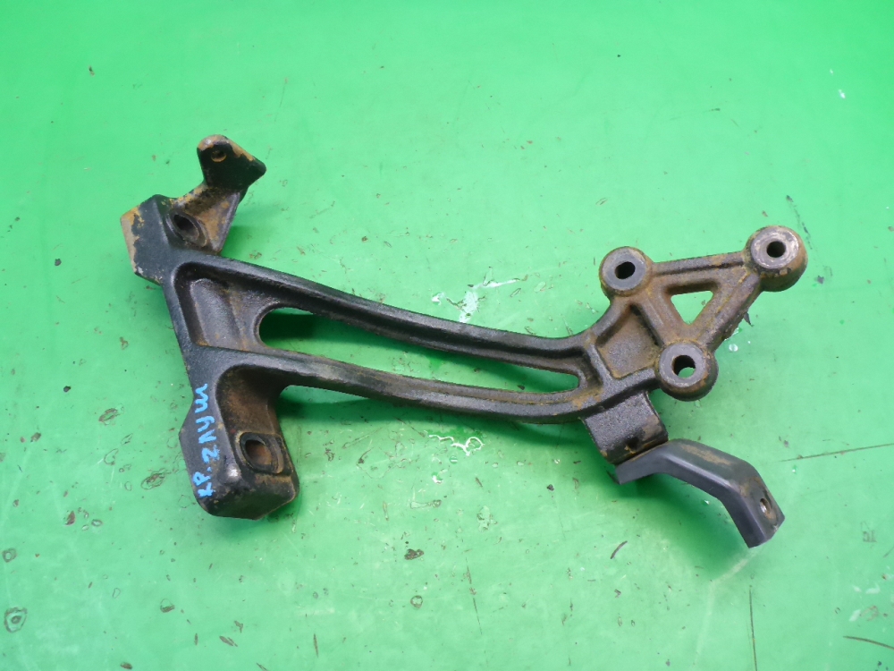 Кронштейн (сопут. товар)