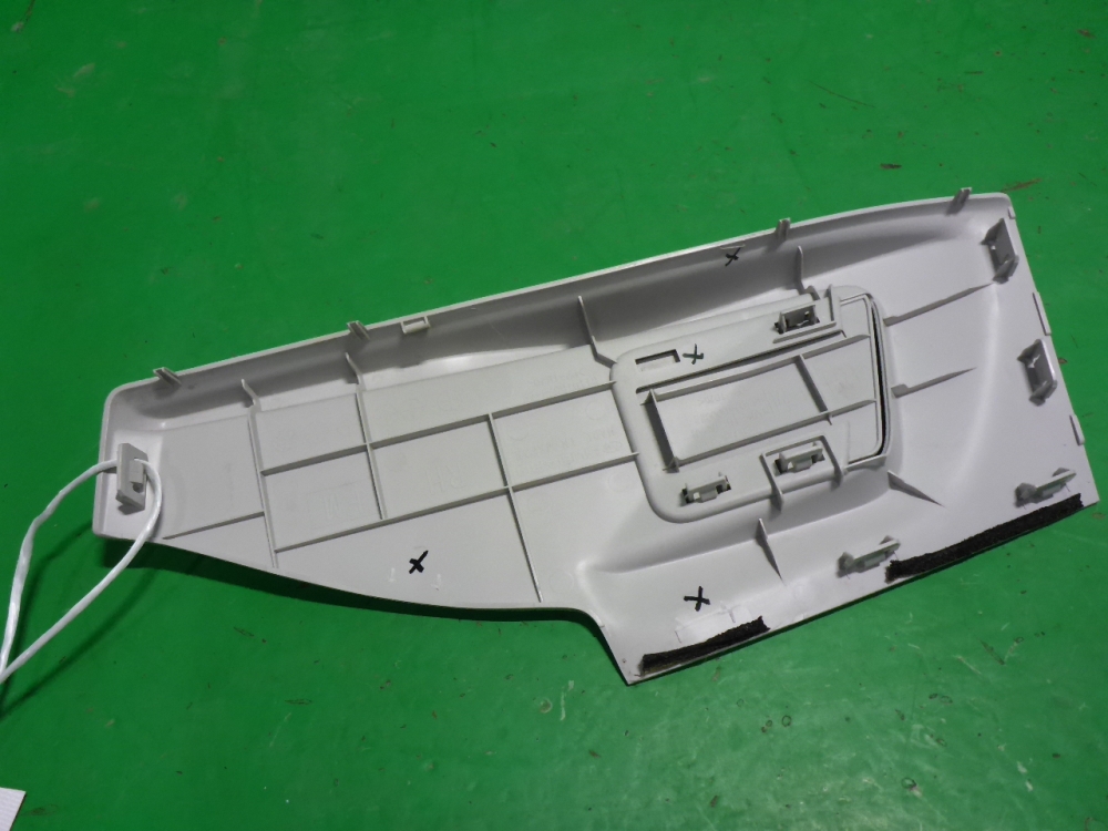 Обшивка багажника