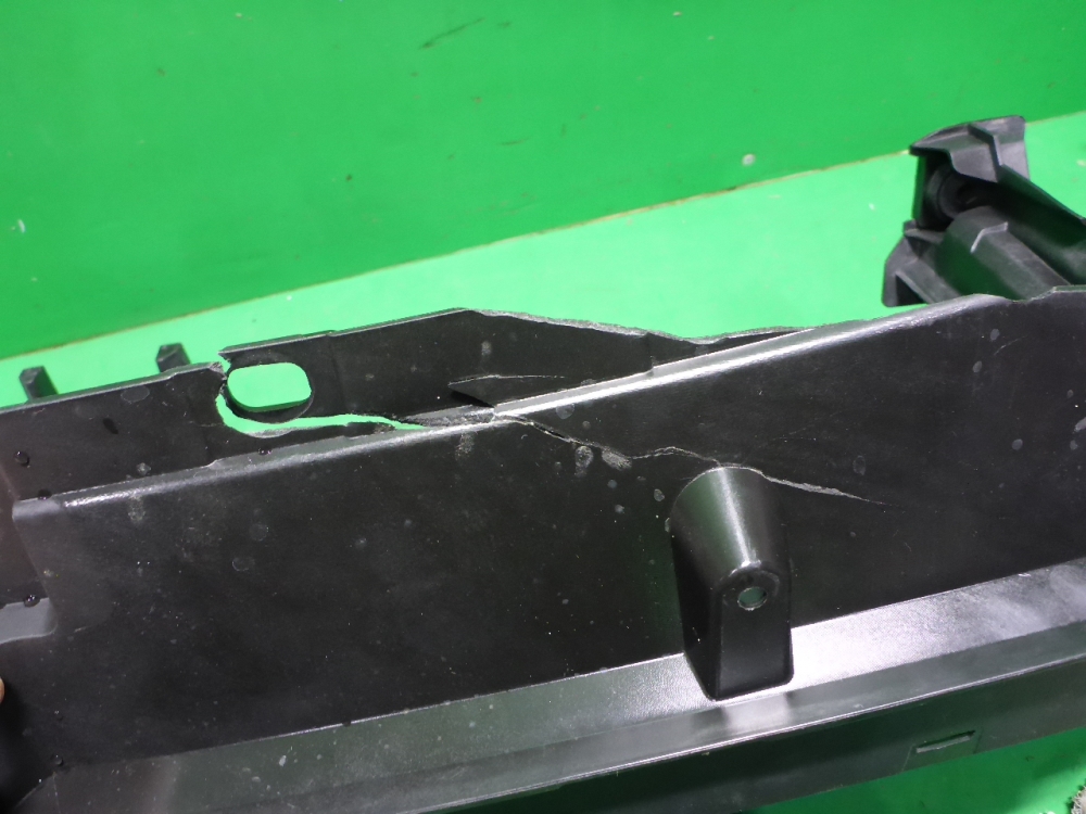 Решетка радиатора