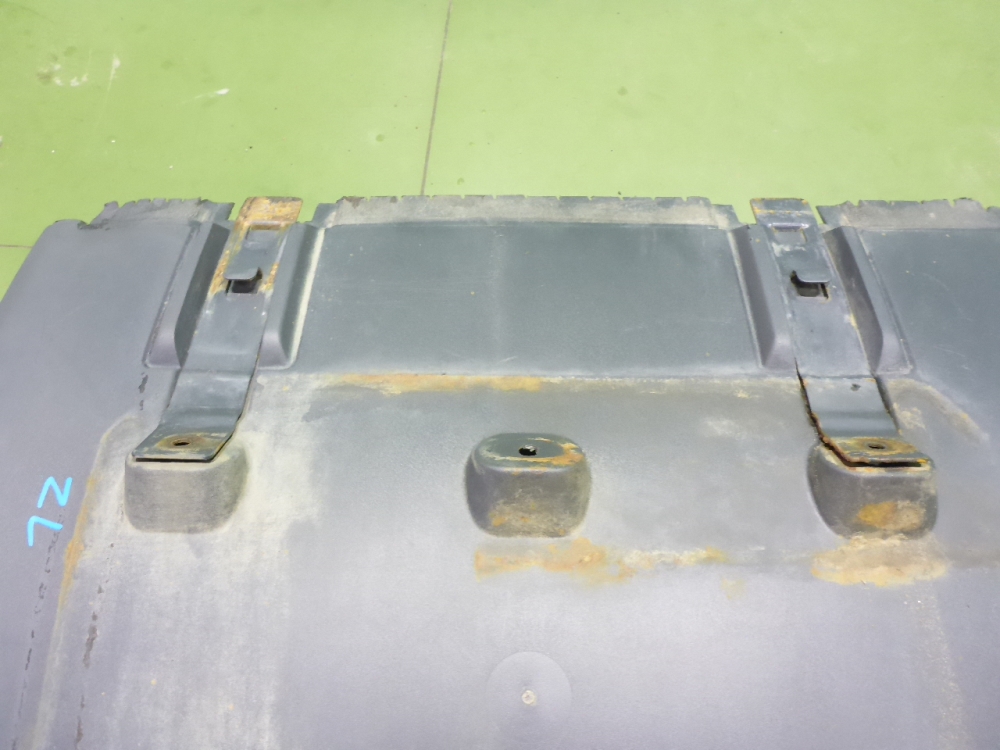 Крыло заднее левое задняя часть