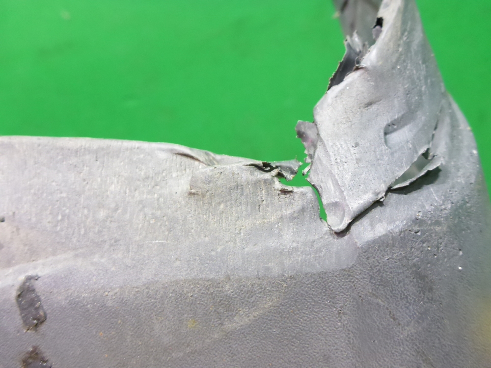 Крыло заднее передняя часть