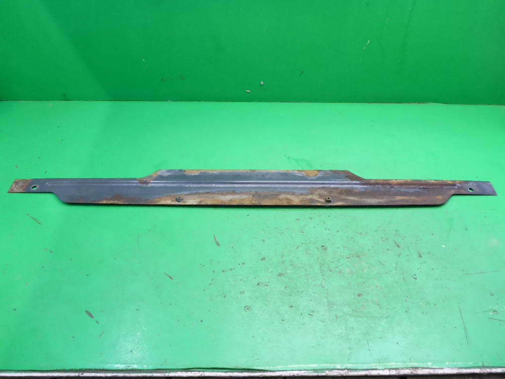 Кронштейн переднего бампера