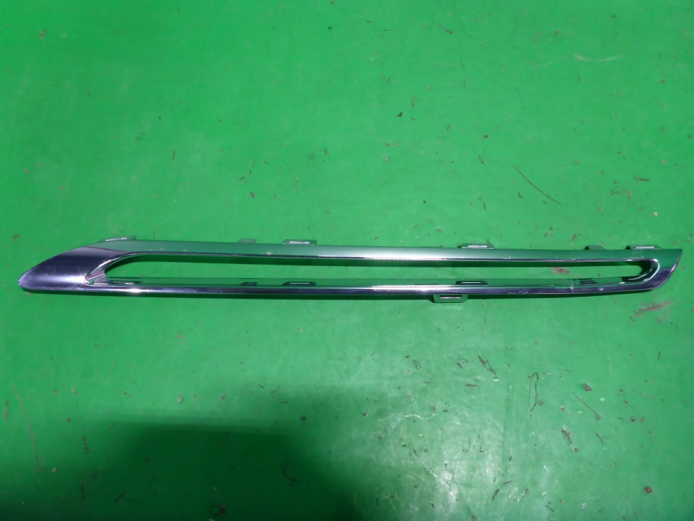 Накладка на решетку радиатора