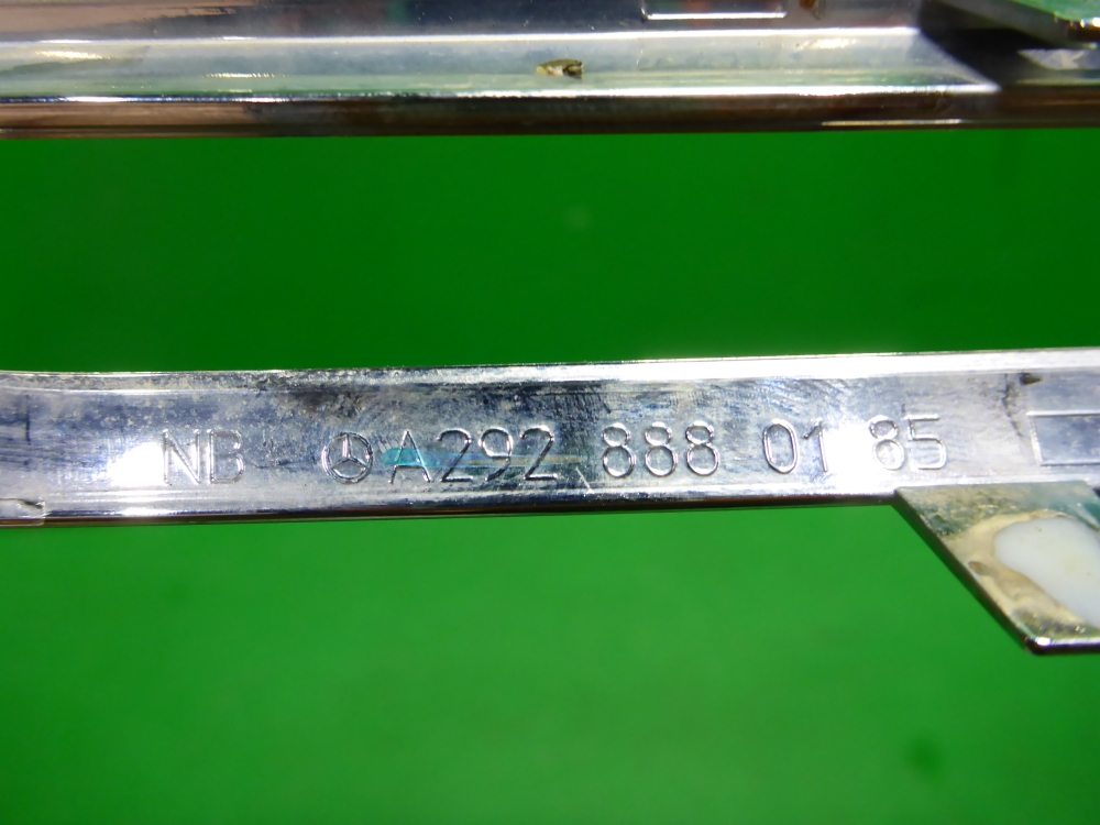 Накладка на решетку радиатора