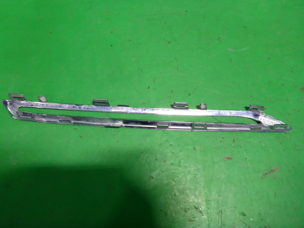 Накладка на решетку радиатора