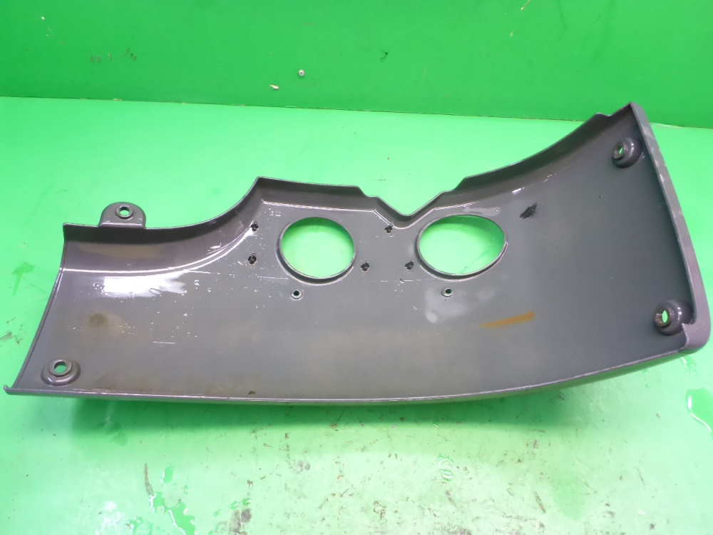 Угол бампера правый