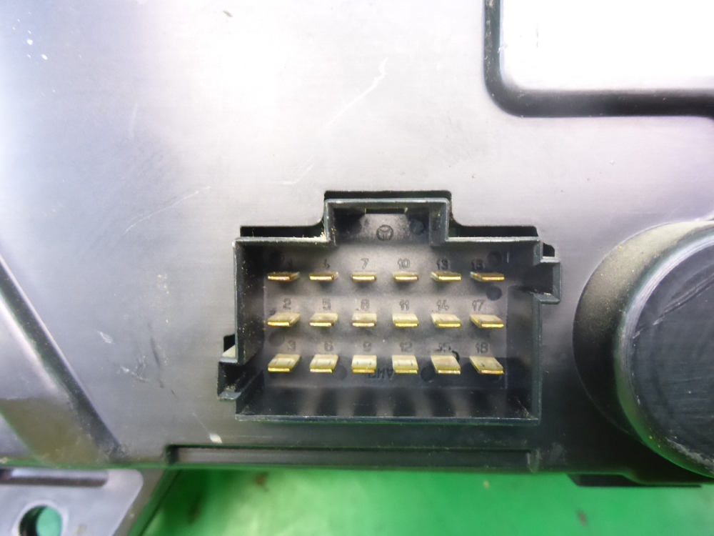 Панель приборов