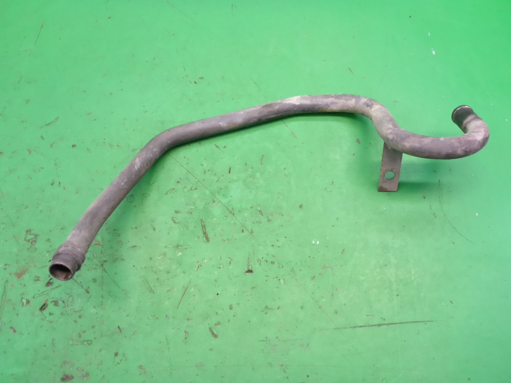 Трубка системы охлаждения