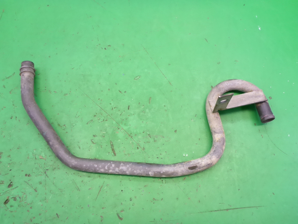 Трубка системы охлаждения