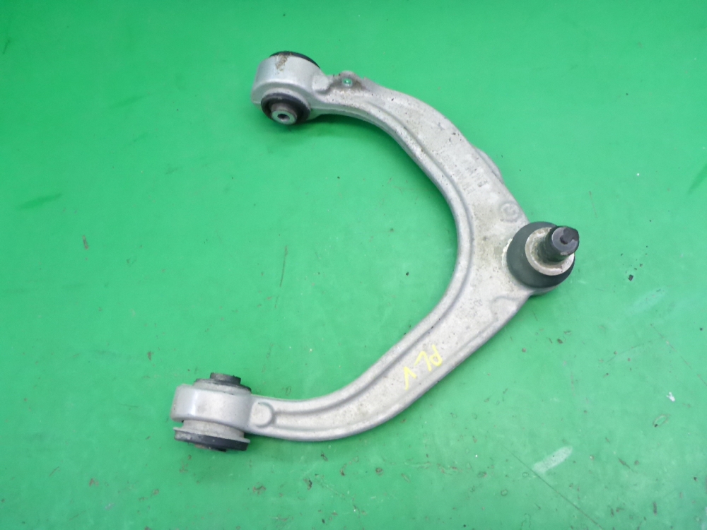 Рычаг передний левый
