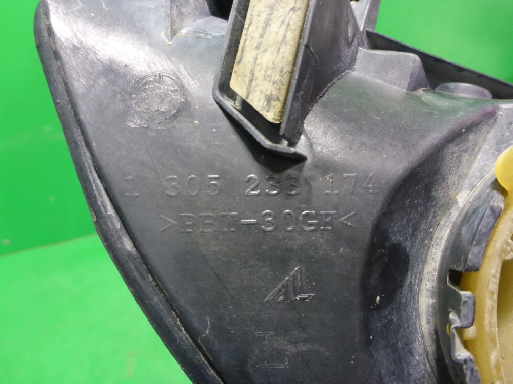 Фара противотуманная левая