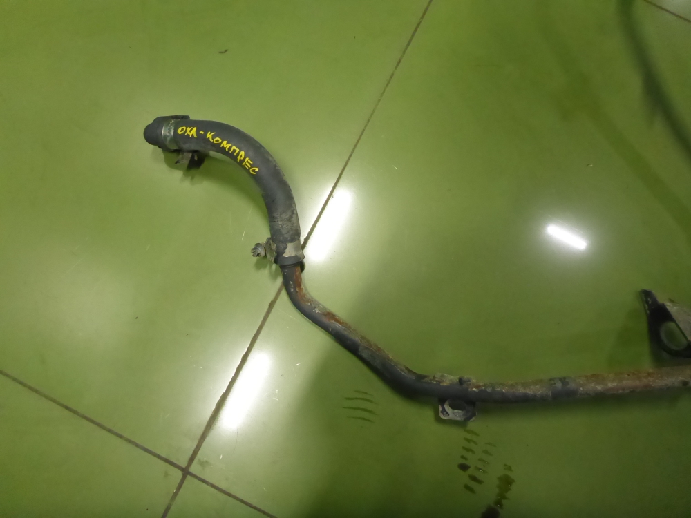 Трубка системы охлаждения