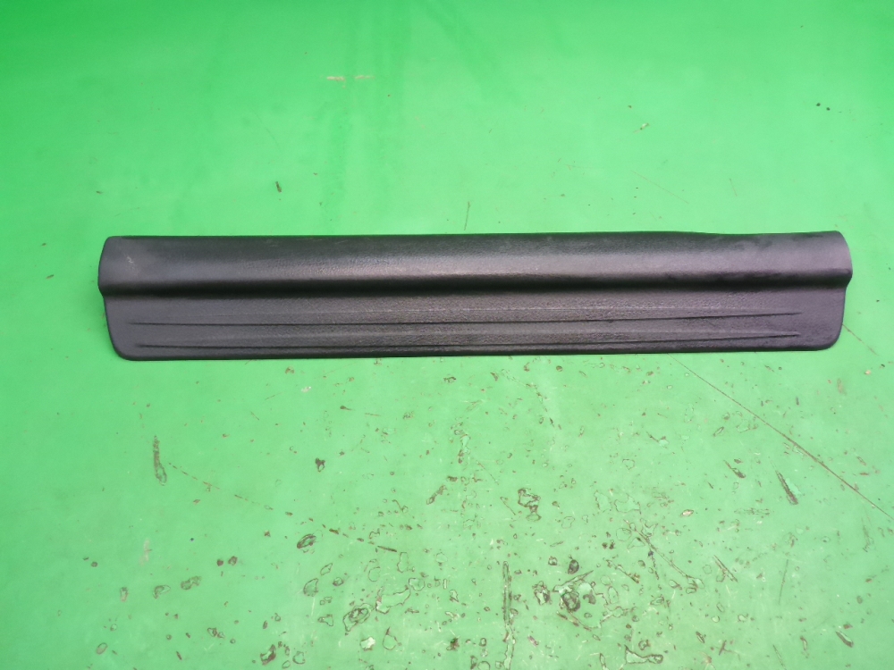 Накладка порога (внутренняя)