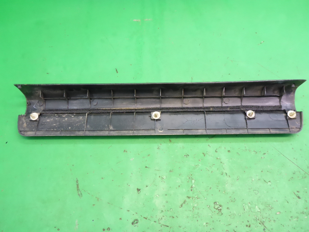 Накладка порога (внутренняя)