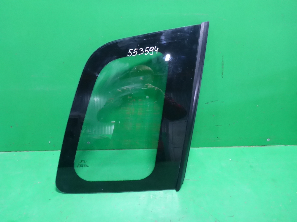 Стекло кузовное глухое правое