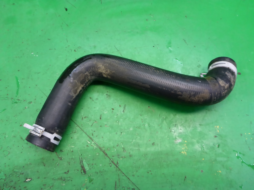 Шланг системы охлаждения