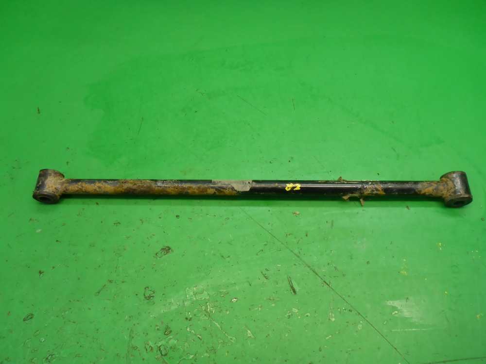 Тяга задняя поперечная