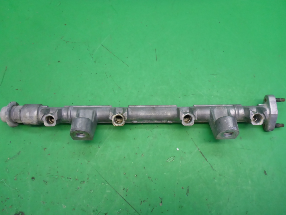 Рейка топливная (рампа)