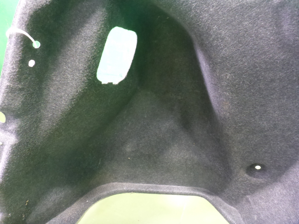 Обшивка багажника