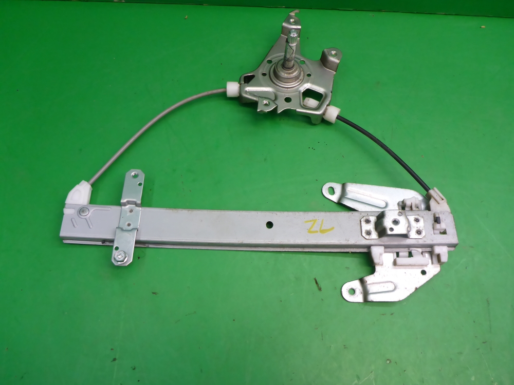 Стеклоподъемник механ. задний левый