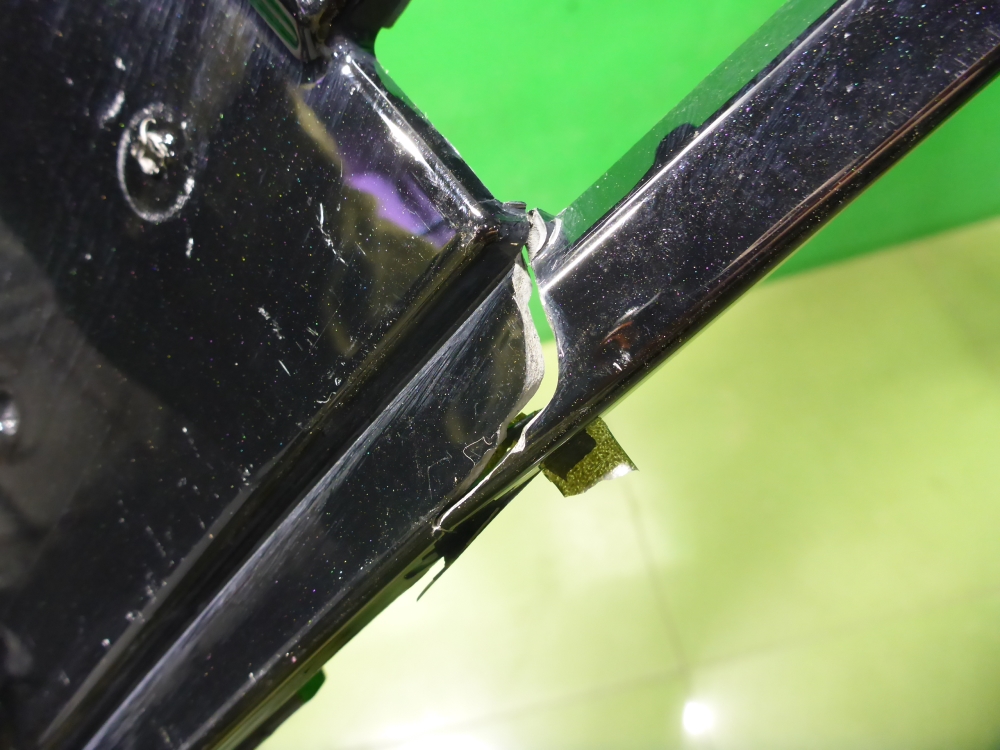 Бампер передний