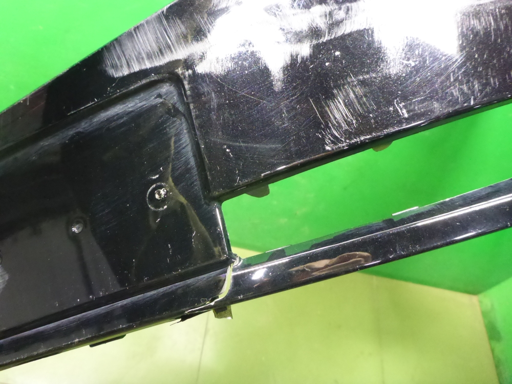 Бампер передний