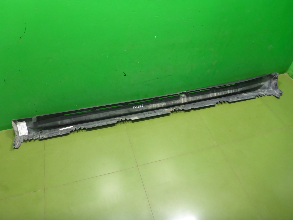 Подножка правая