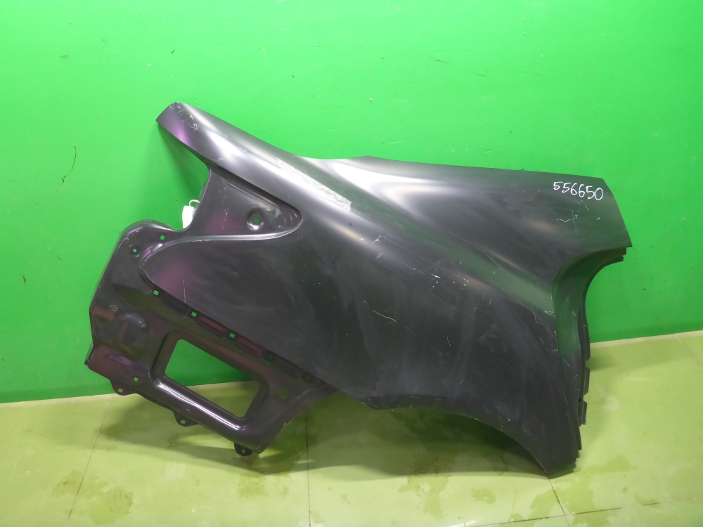 Крыло заднее правое