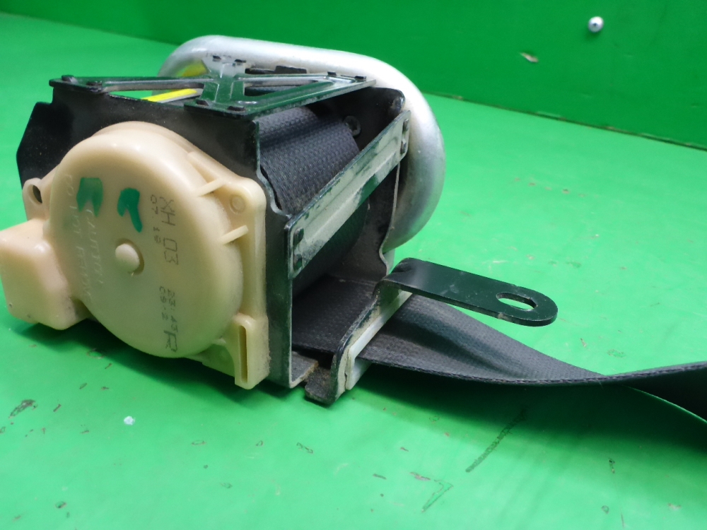 Ремень безопасности с пиропатроном