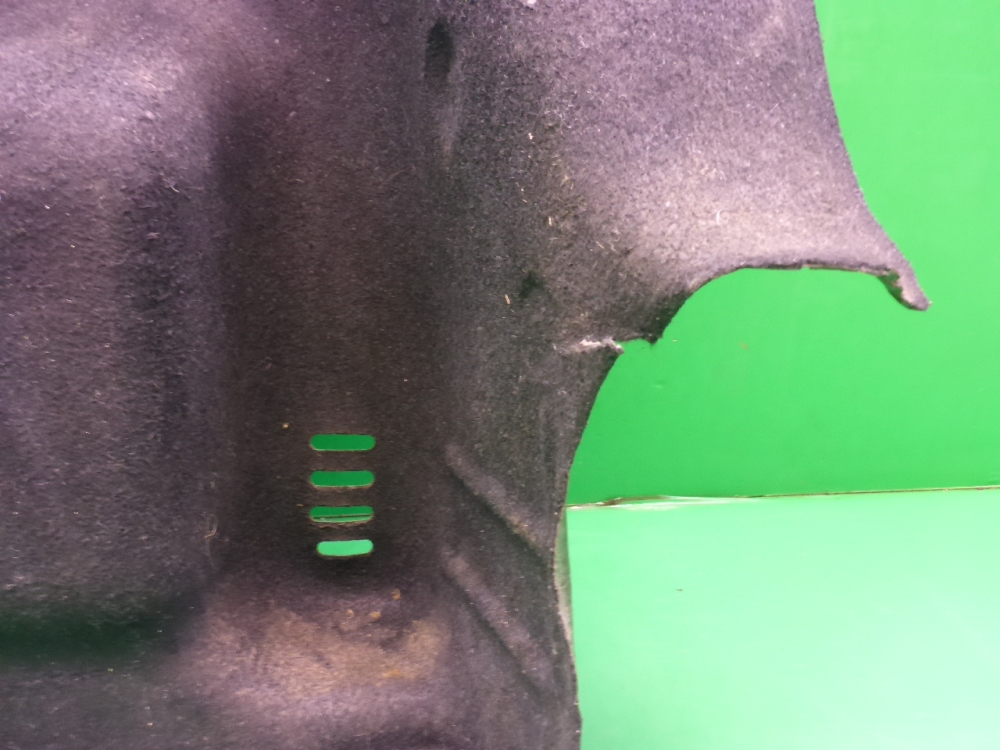 Обшивка багажника