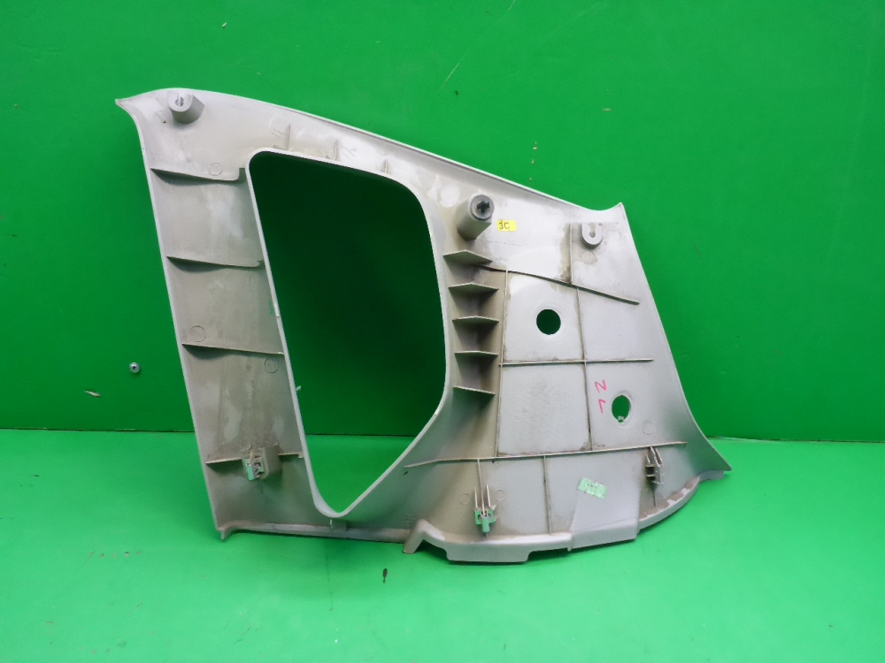 Обшивка стойки