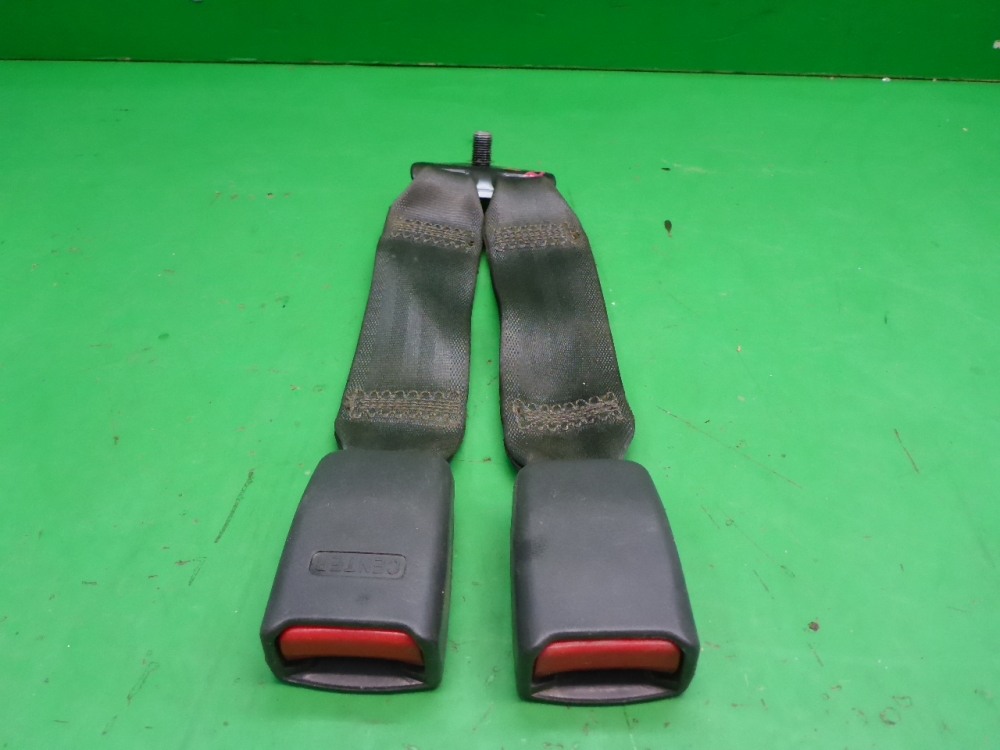 Ответная часть ремня безопасности