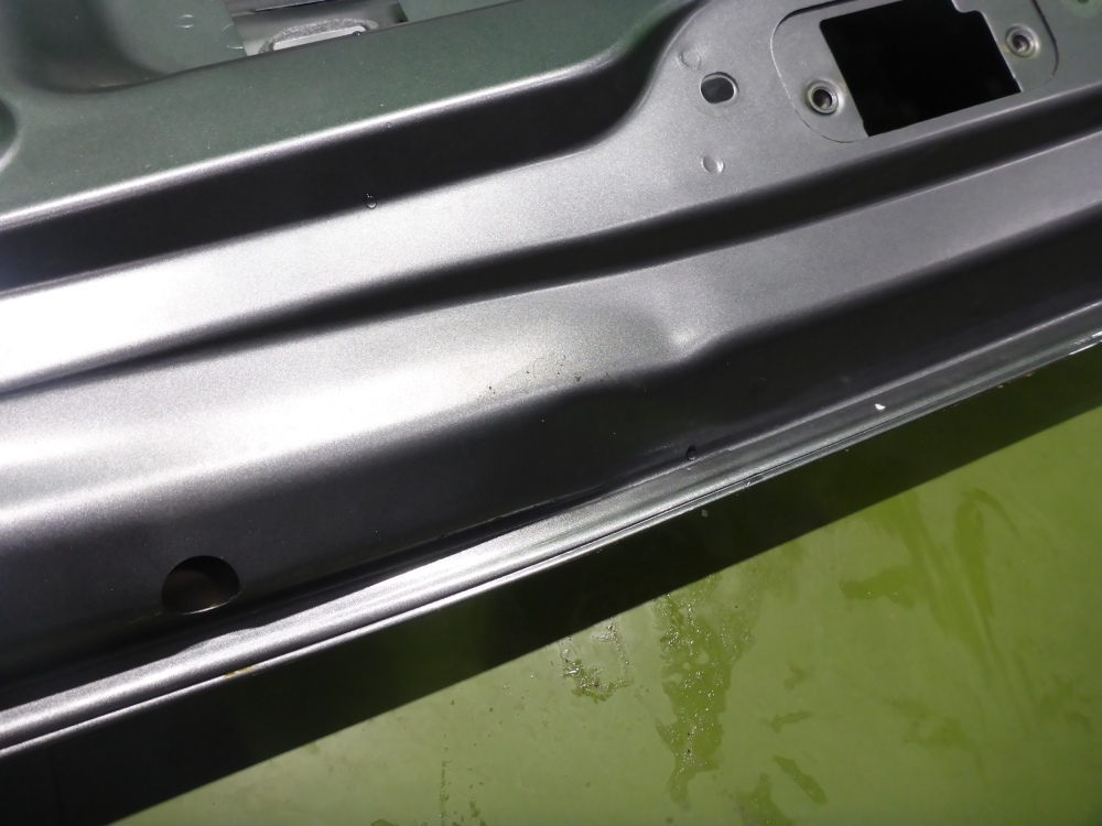 Дверь багажника