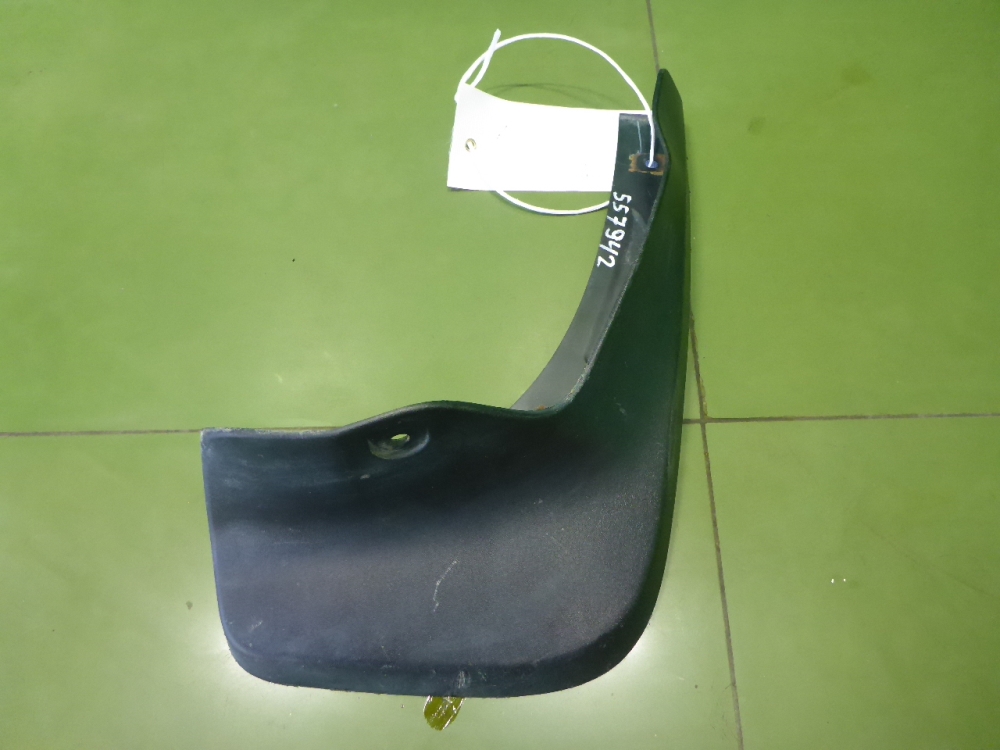 Брызговик задний правый