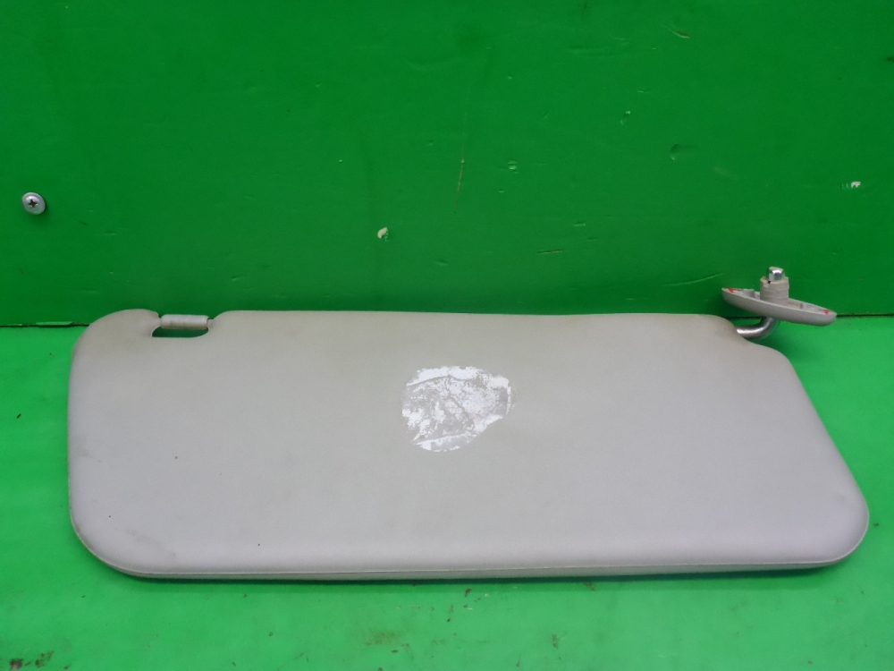 Козырек солнцезащитный