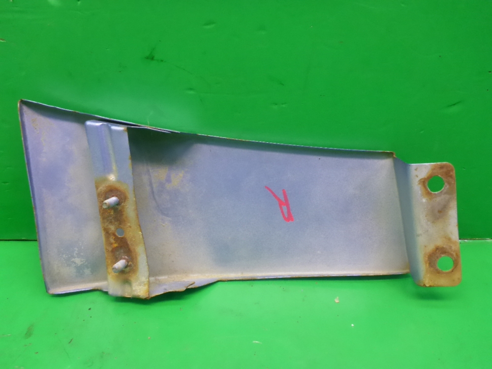 Планка под фонарь правая