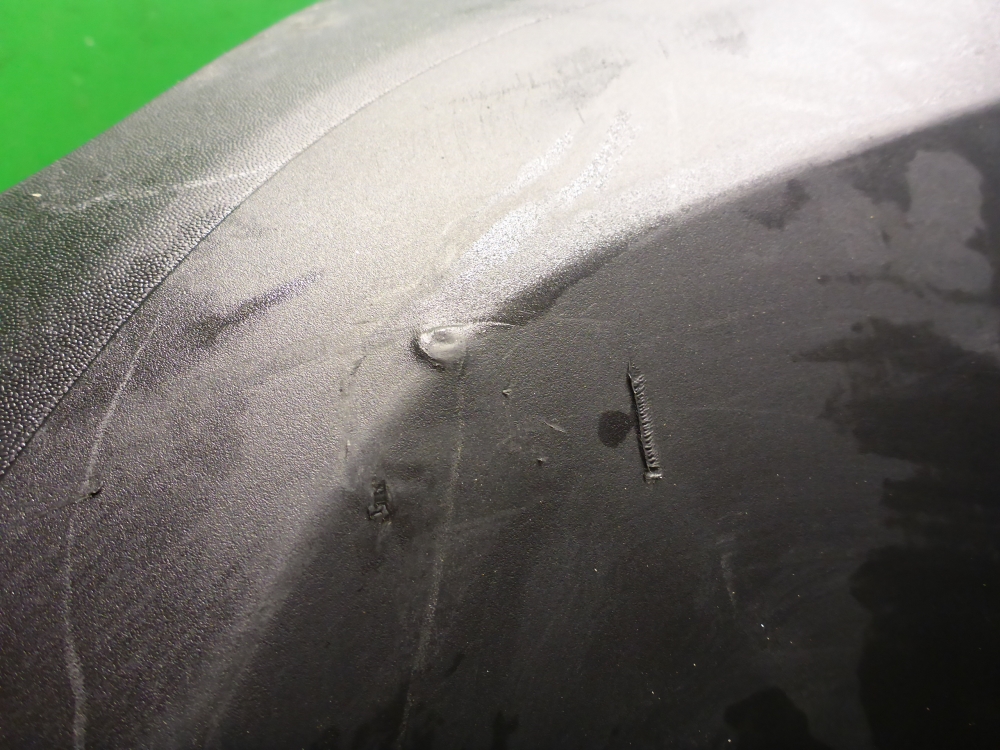 Бампер задний