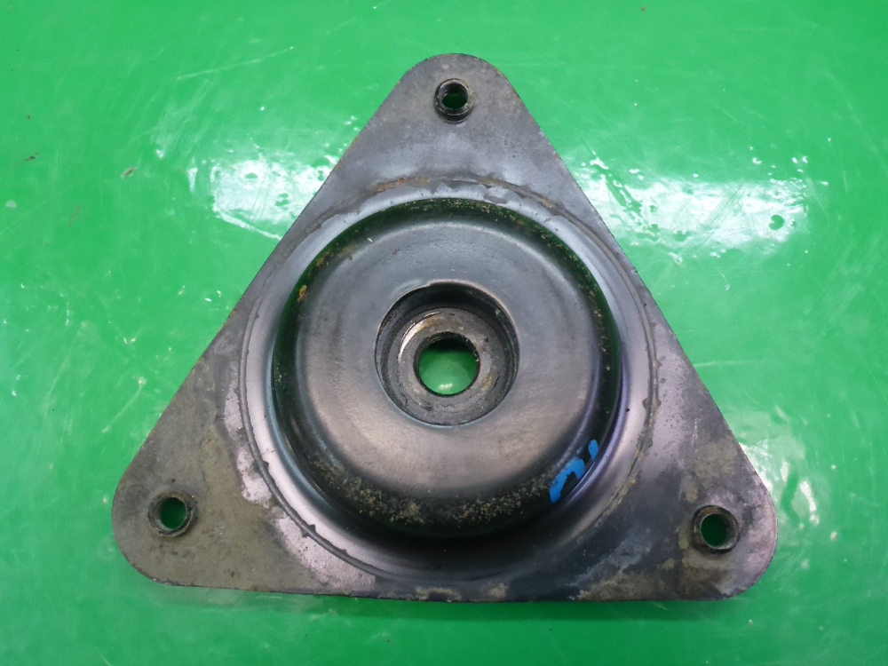 Опора переднего амортизатора