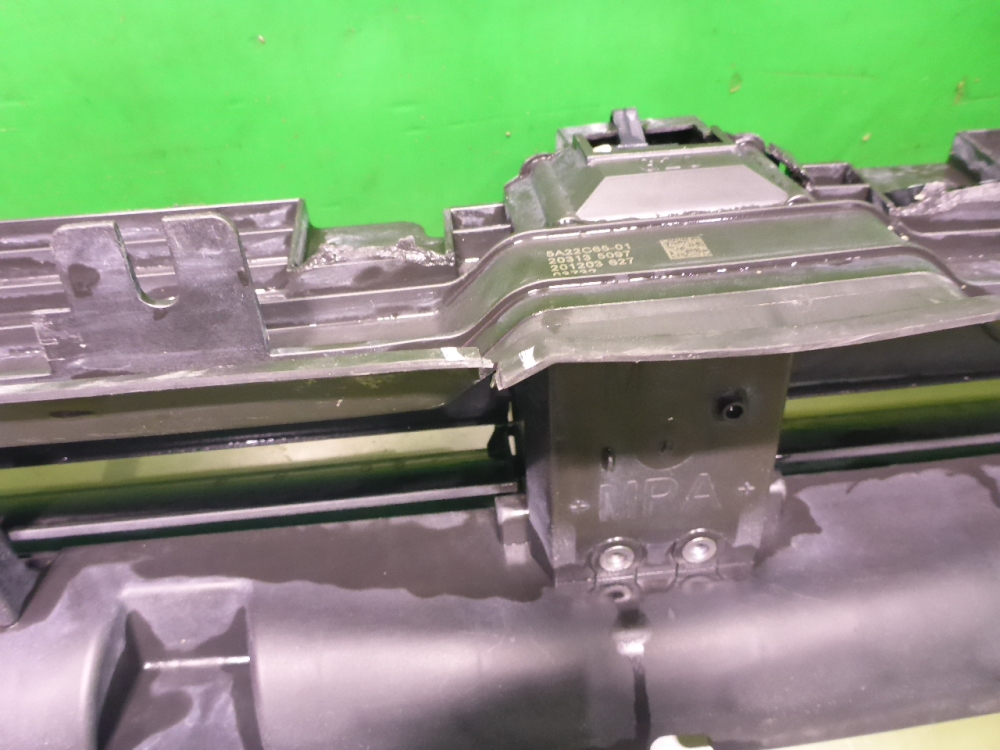 Воздуховод радиатора нижний