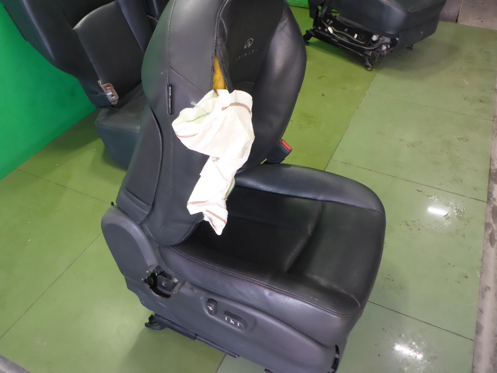 Сиденья комплект